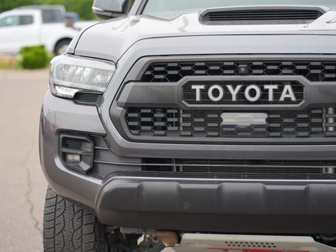 Used 2021 Toyota Tacoma TRD Pro AWD/4WD image 9