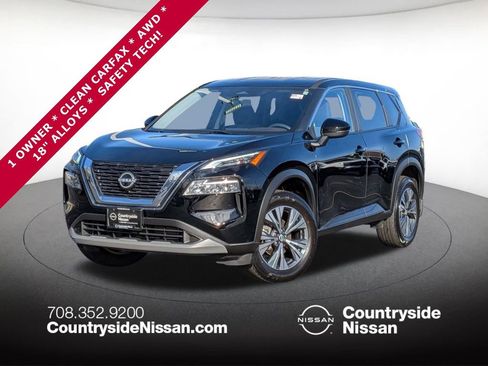 Used 2023 Nissan Rogue SV image 1