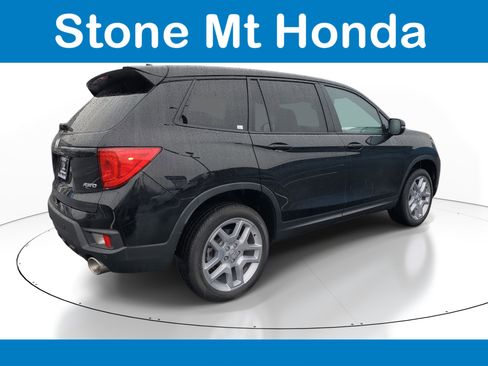 Used 2024 Honda Passport EX-L image 6