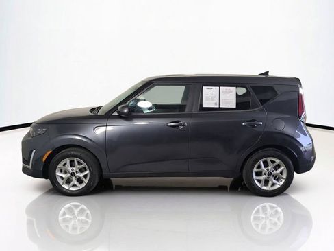 Used 2025 Kia Soul LX w/ LX Technology Package FWD image 8