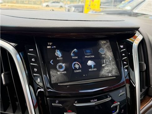 Used 2019 Cadillac Escalade ESV Premium Luxury RWD image 50