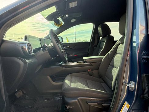 Used 2025 Chevrolet Equinox LT image 14