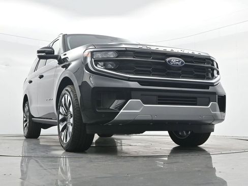 New 2026 Ford Expedition Platinum w/ Driver's Package image 37