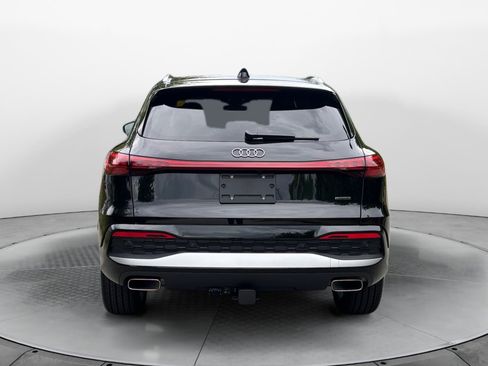 Certified 2025 Audi Q5 Premium w/ Premium Plus AWD/4WD image 6