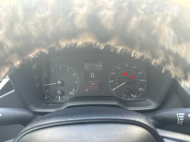 Used 2024 Toyota Corolla LE FWD image 5