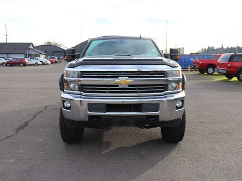 Used 2015 Chevrolet Silverado 2500 LT w/ LT Convenience Package image 2