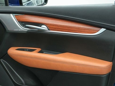 Used 2024 Cadillac XT5 Premium Luxury image 31