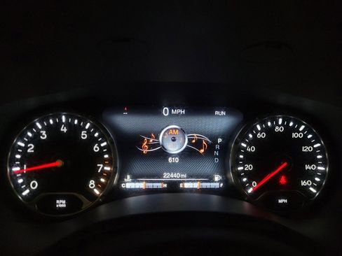 Used 2022 Jeep Renegade Latitude AWD/4WD image 23