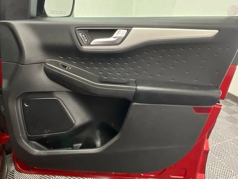 Used 2020 Ford Escape SEL AWD/4WD image 12