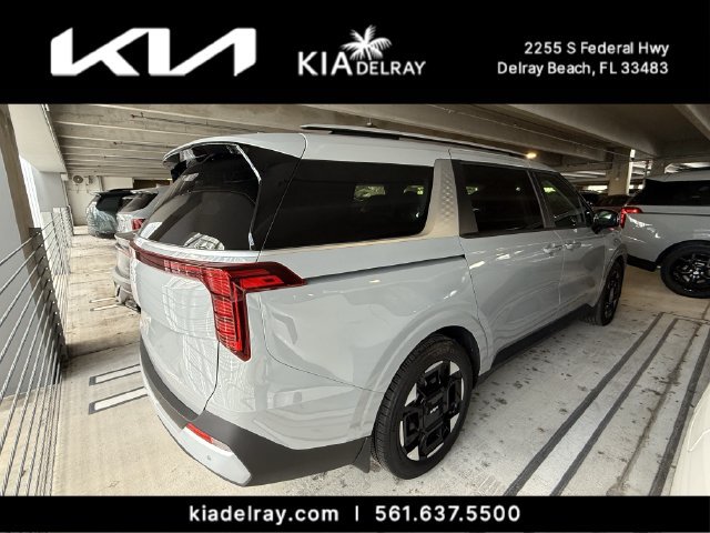 Used 2026 Kia Carnival EX FWD image 7