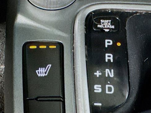 Used 2021 Kia Seltos S image 16