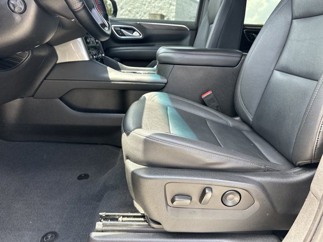 Used 2022 Chevrolet Tahoe Z71 w/ Luxury Package AWD/4WD image 10
