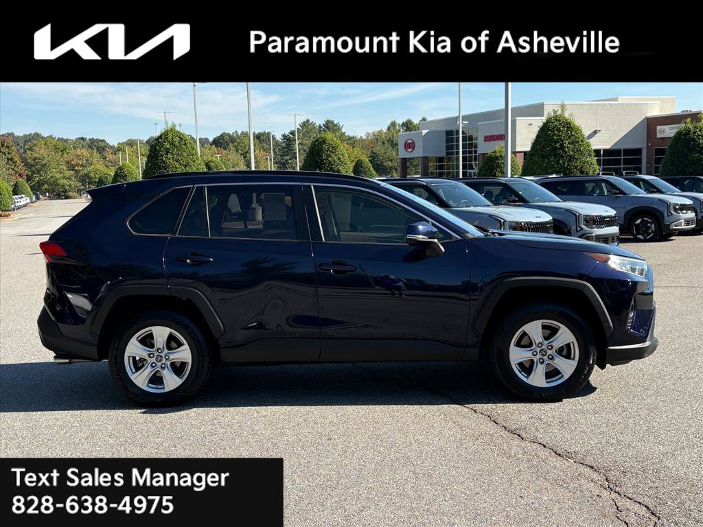 Used 2019 Toyota RAV4 XLE FWD image 7