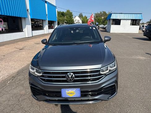 Used 2022 Volkswagen Tiguan SEL R-Line AWD/4WD image 4
