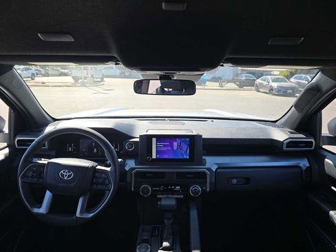 Certified 2026 Toyota 4Runner SR5 RWD image 20
