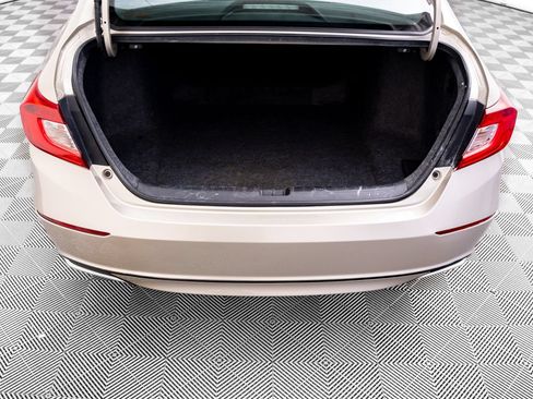 Used 2018 Honda Accord EX-L image 34