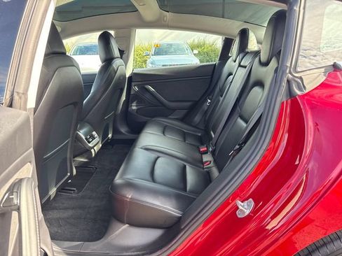 Used 2018 Tesla Model 3 Long Range AWD/4WD image 16
