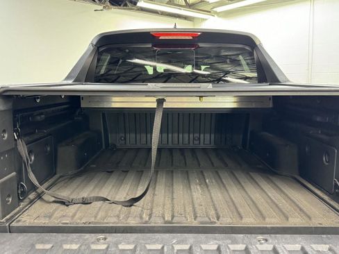 Used 2023 Hyundai Santa Cruz Limited image 32