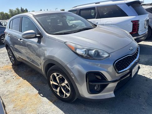 Used 2021 Kia Sportage LX FWD image 3