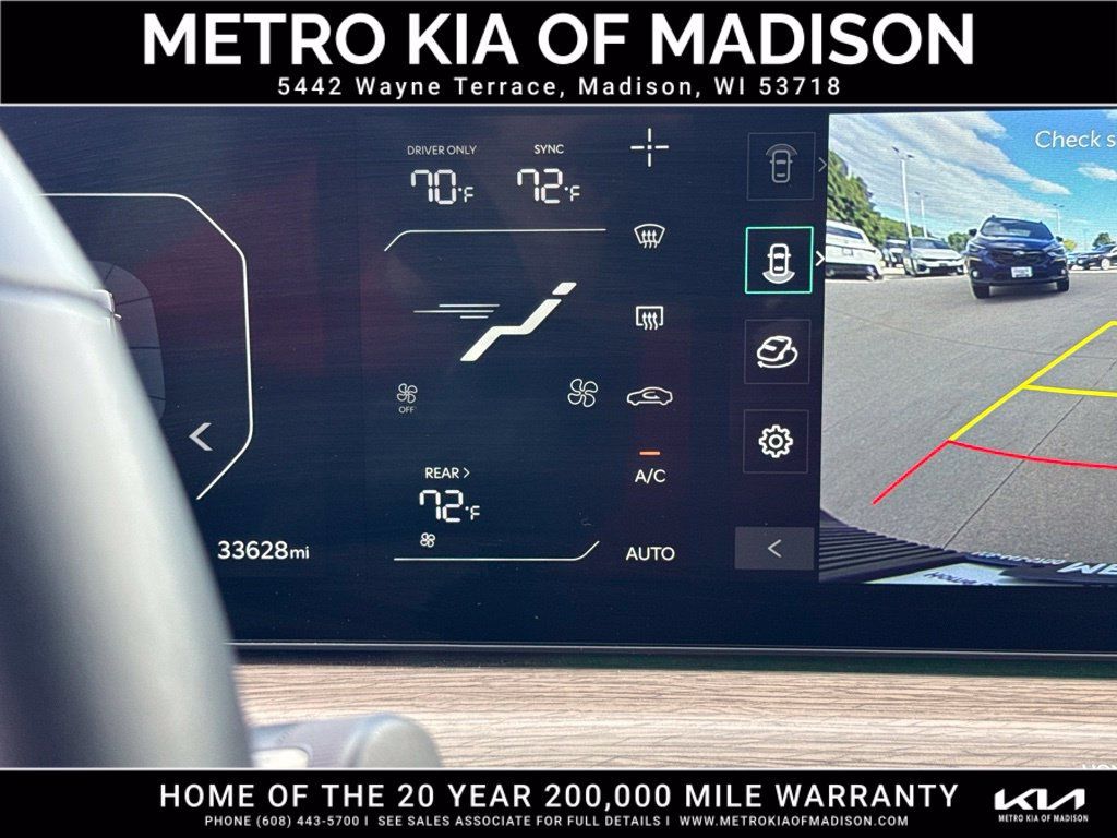 Used 2024 Kia EV9 Land AWD/4WD image 26