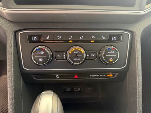Used 2019 Volkswagen Atlas SE FWD image 45