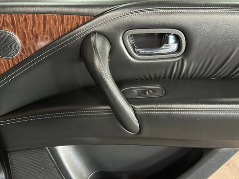 Used 2019 Nissan Armada SL w/ Premium Package image 21