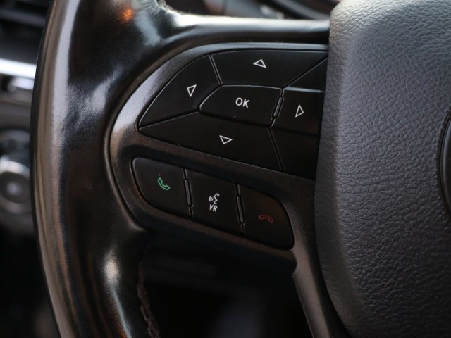 Used 2021 Jeep Cherokee Trailhawk AWD/4WD image 28