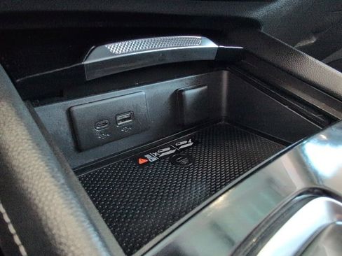 Used 2024 Buick Envision Preferred image 31