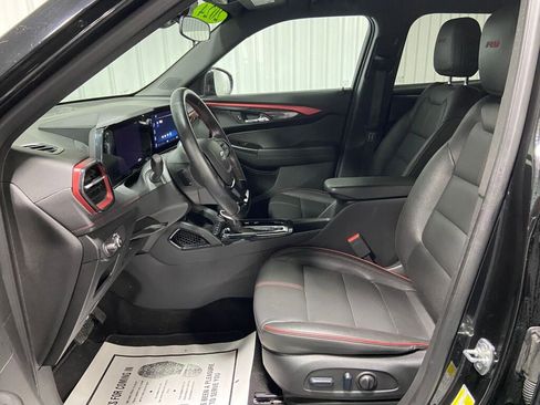 Used 2024 Chevrolet TrailBlazer RS image 9