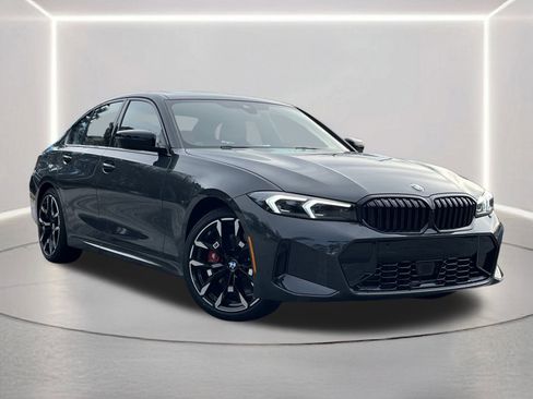 New 2026 BMW 330i Sedan w/ M Sport Package image 2