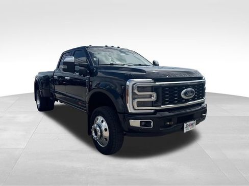 Used 2024 Ford F450 Limited w/ FX4 Off-Road Package AWD/4WD image 3