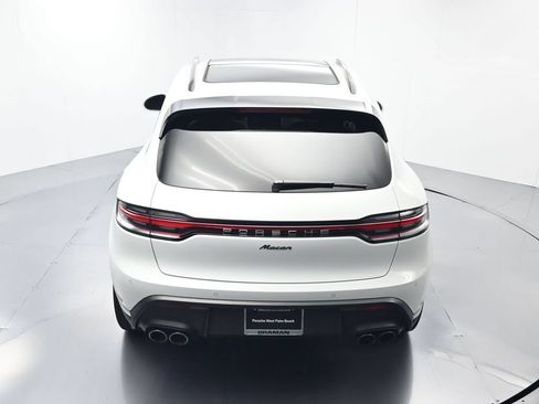 Certified 2026 Porsche Macan AWD/4WD image 37