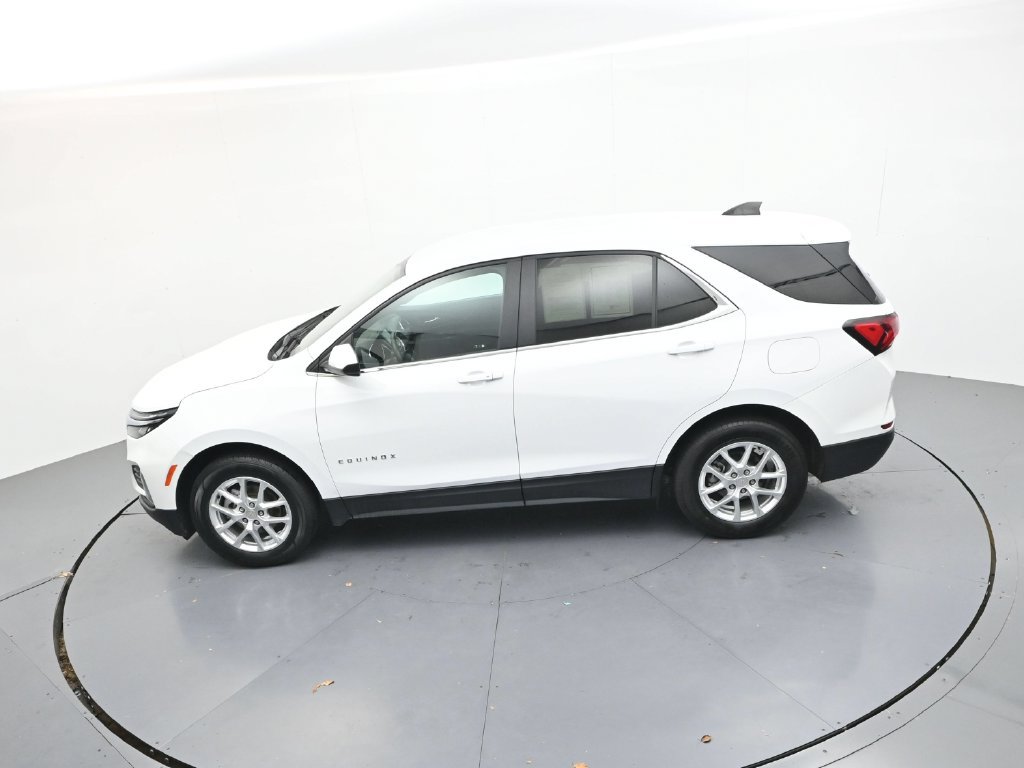 Used 2024 Chevrolet Equinox LT AWD/4WD image 25