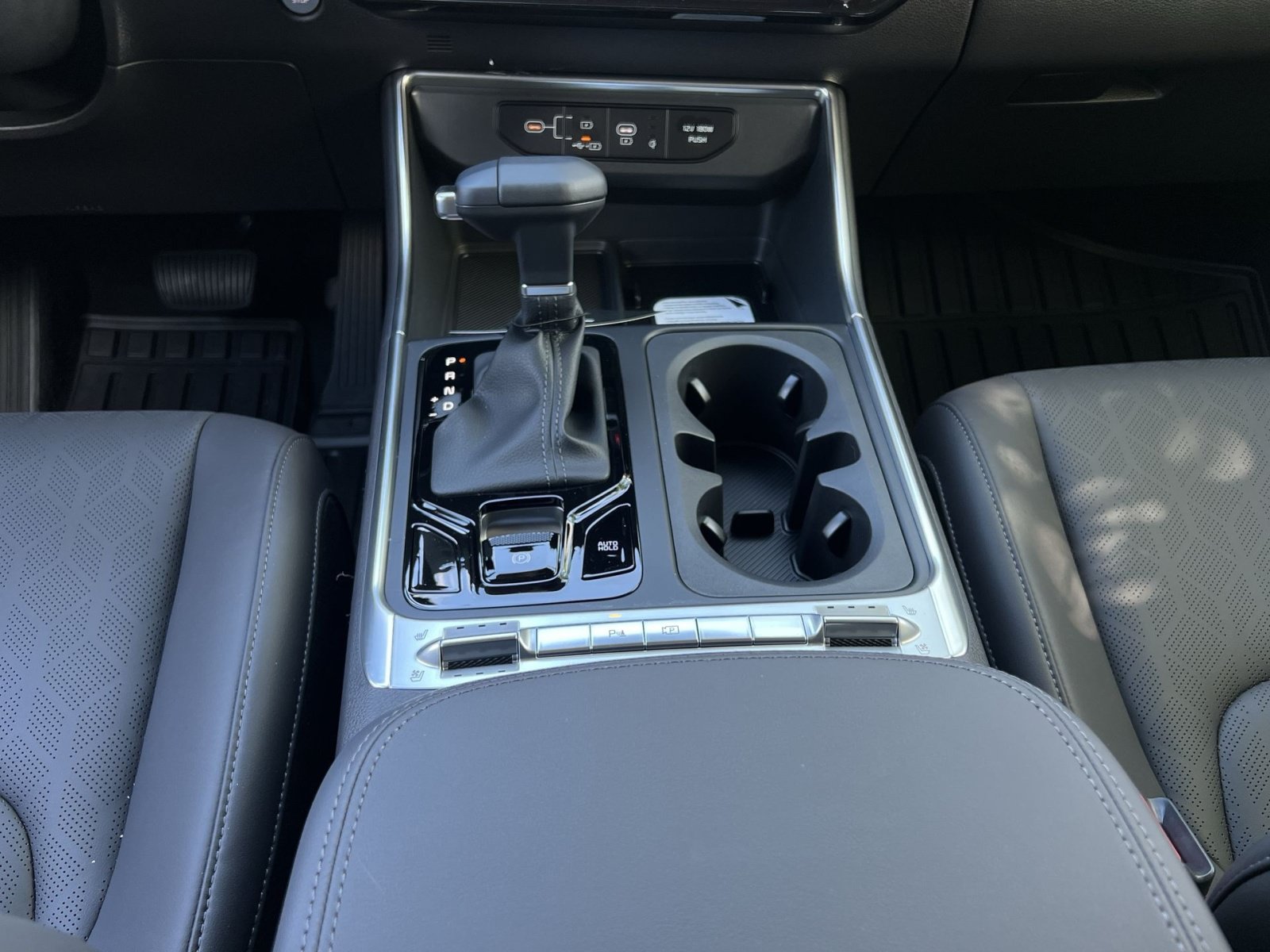 New 2027 Kia Carnival SX FWD image 29