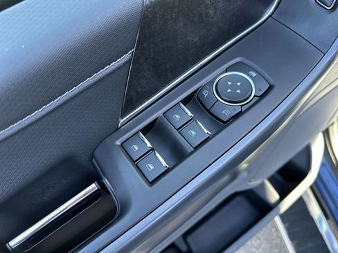 Used 2022 Ford F150 XLT w/ Equipment Group 302A High image 17