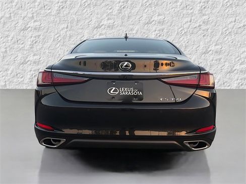 New 2025 Lexus ES 350 w/ Premium Package image 4