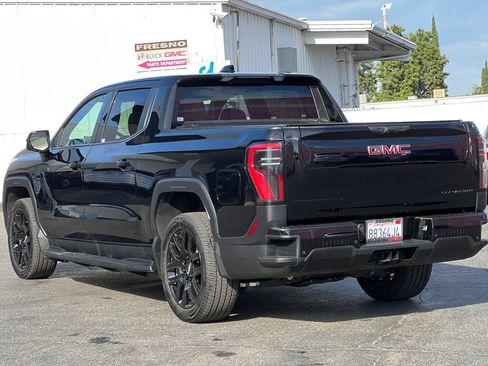 Used 2026 GMC Sierra EV Elevation w/ LPO, Elevation Dark Package AWD/4WD image 7