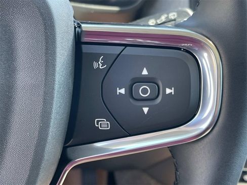 New 2026 Volvo XC40 B5 Core w/ Climate Package image 33