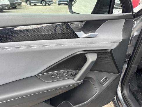 New 2026 Volkswagen Tiguan SE image 13