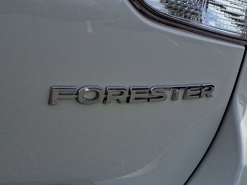 Used 2023 Subaru Forester AWD/4WD image 31
