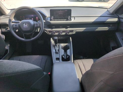 Used 2025 Honda Accord LX image 14