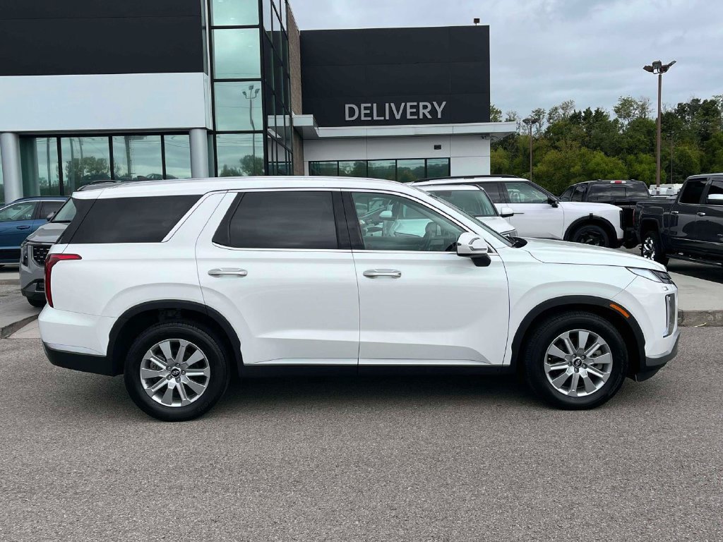 Used 2025 Hyundai Palisade SEL FWD image 28