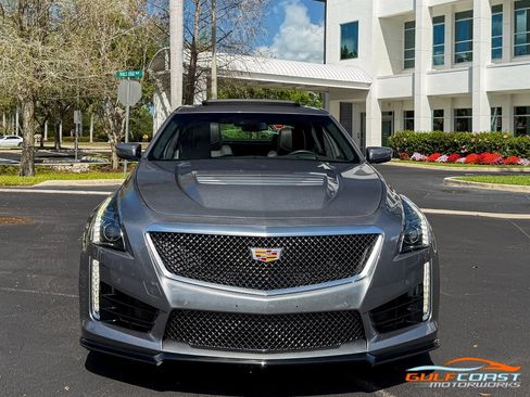 Used 2019 Cadillac CTS V w/ Luxury Package image 7