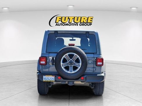 Used 2023 Jeep Wrangler Unlimited Sahara AWD/4WD image 8