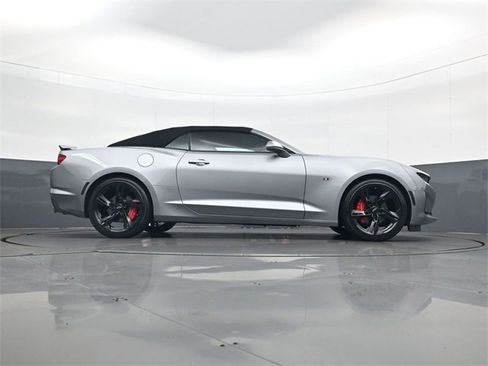Used 2023 Chevrolet Camaro LT image 24