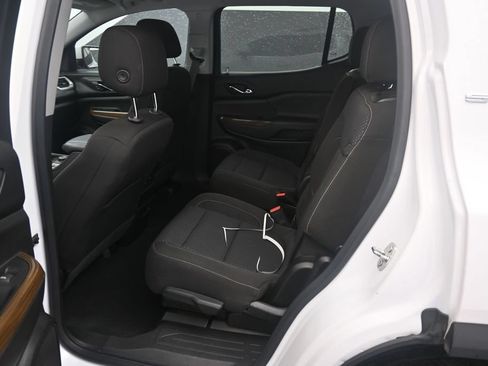 Used 2023 GMC Acadia SLE w/ Driver Convenience Package FWD image 24