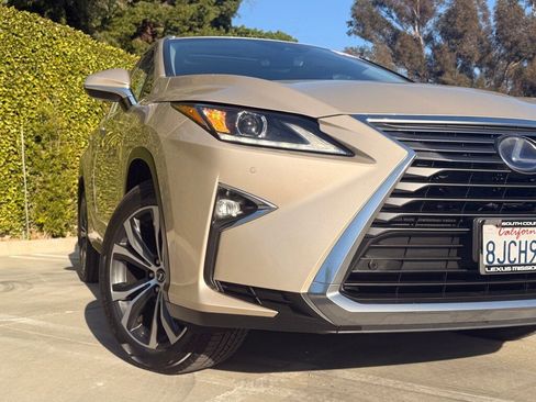 Used 2019 Lexus RX 450h AWD w/ Navigation Package image 7