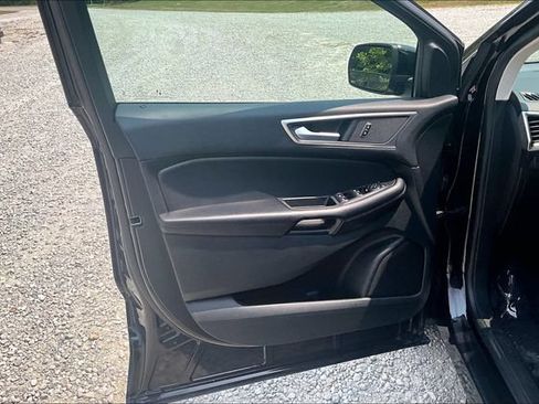 Used 2024 Ford Edge SEL AWD/4WD image 21