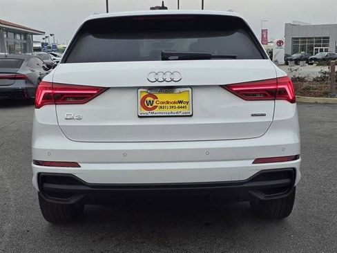 New 2025 Audi Q3 2.0T Premium image 32