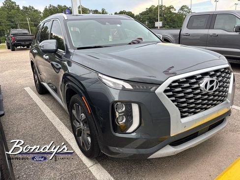 Used 2022 Hyundai Palisade Limited FWD image 3